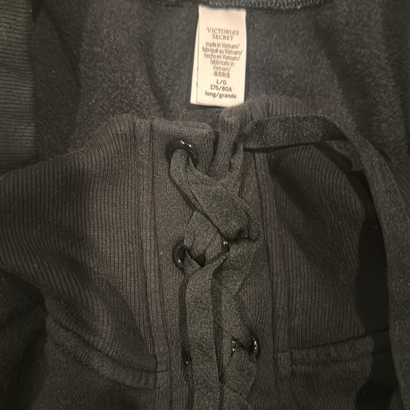 Victoria Secret Large Long - Picture 3 of 3